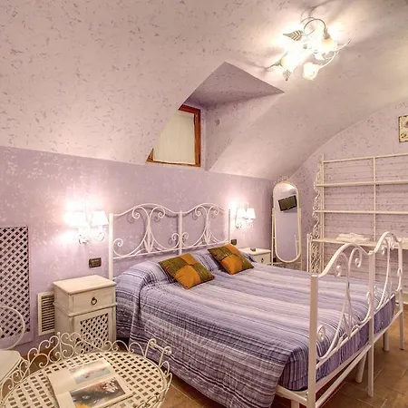 Garibaldi Old Soap Factory Apartment Rome